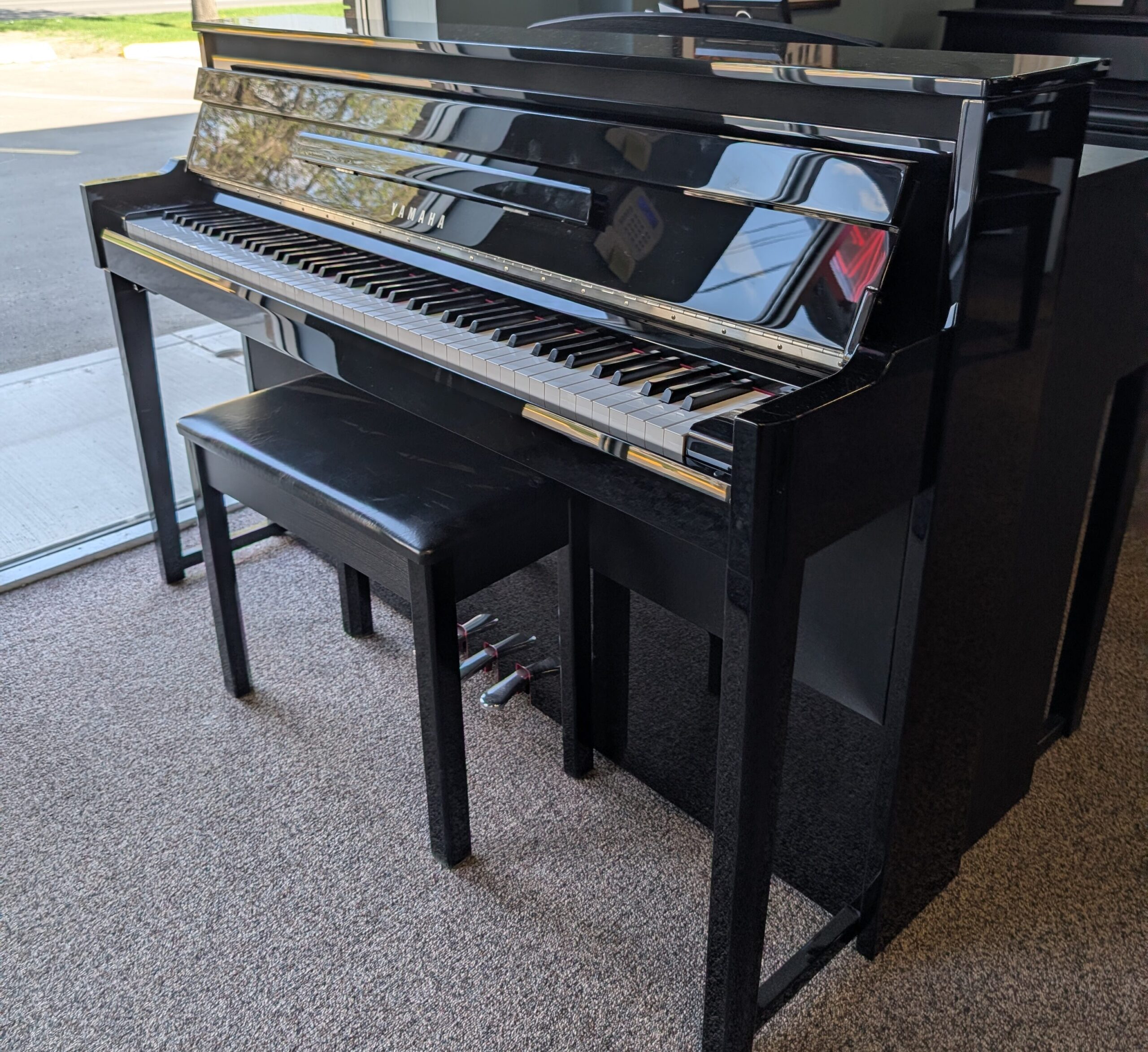Featured image for “Yamaha NU1X Avantgrand Hybrid”